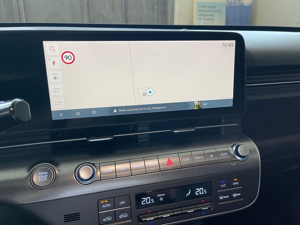 Hyundai Kona nuova a Cremona (13)