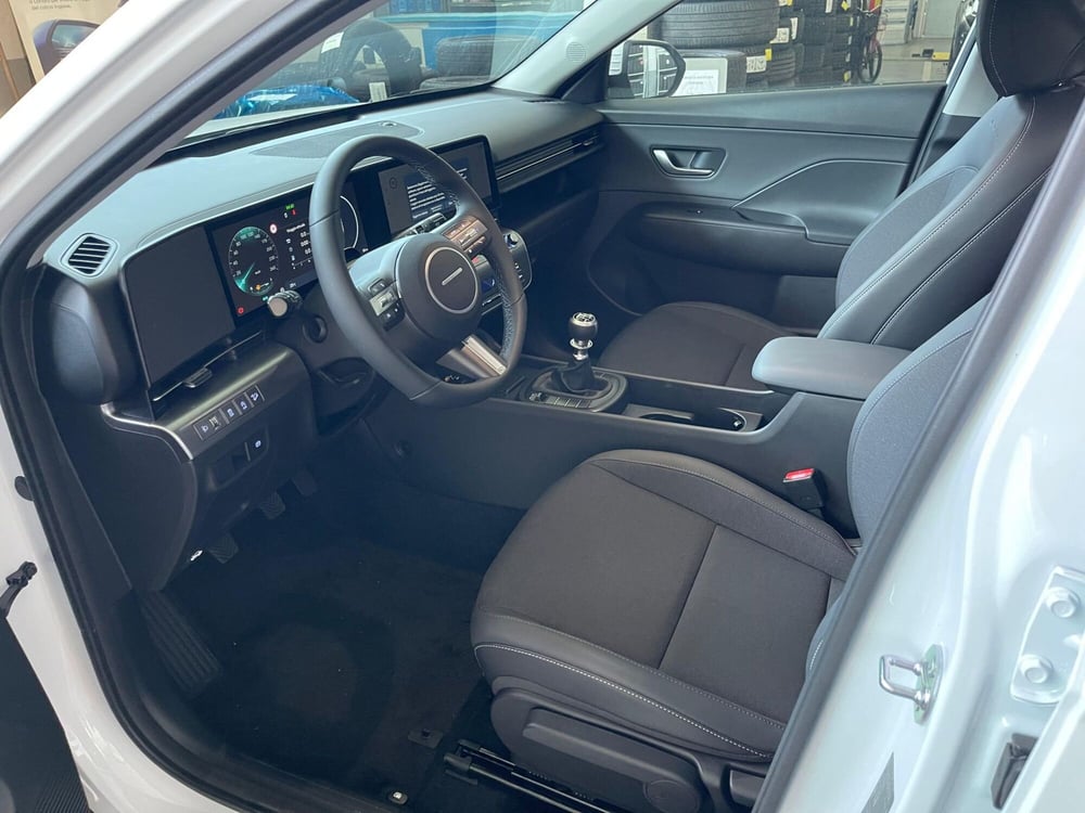 Hyundai Kona nuova a Cremona (8)