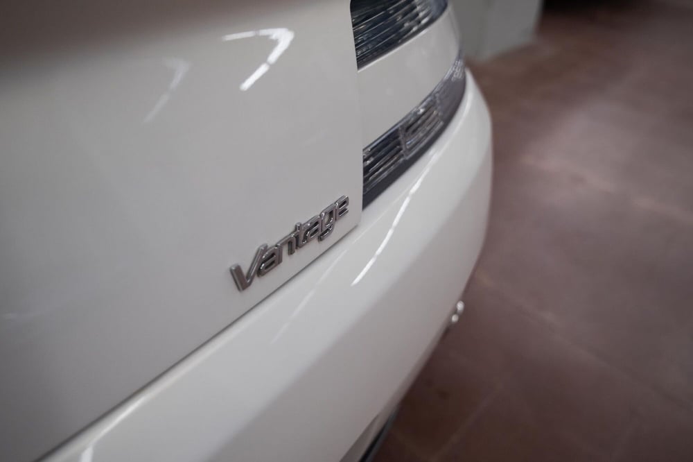 Aston Martin V8 Vantage Coupé usata a Torino (15)