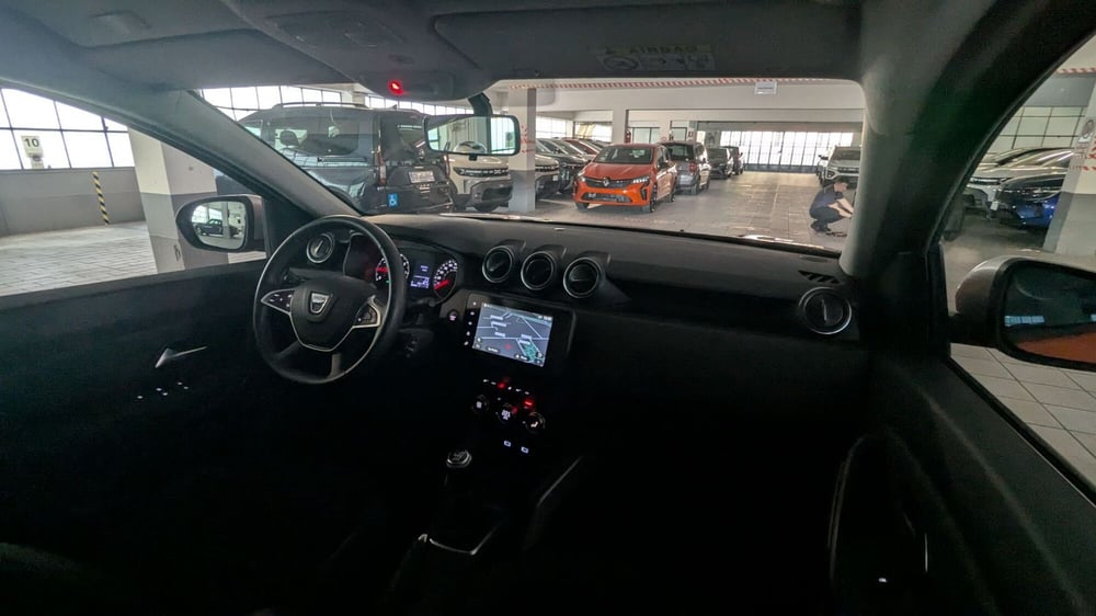 Dacia Duster usata a Milano (11)