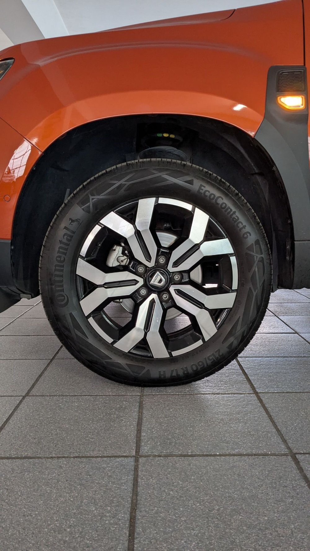 Dacia Duster usata a Milano (12)