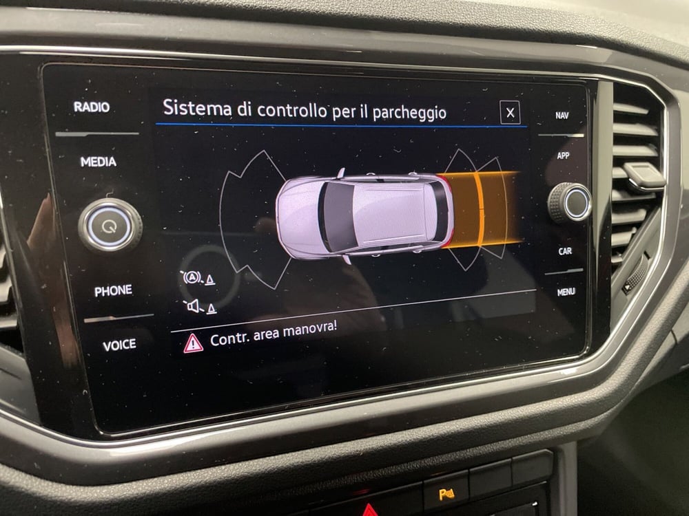 Volkswagen T-Roc usata a Varese (10)
