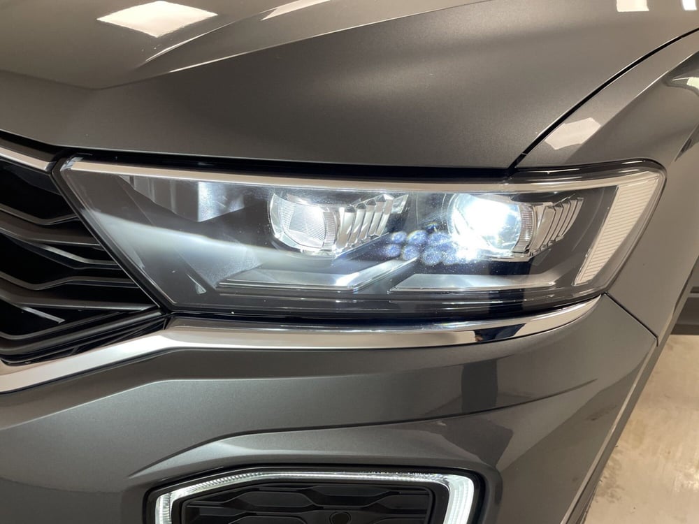 Volkswagen T-Roc usata a Varese (15)
