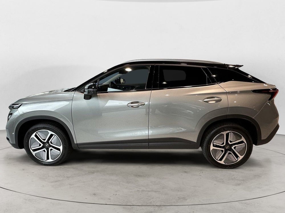 Omoda Omoda 5 EV nuova a Milano (6)