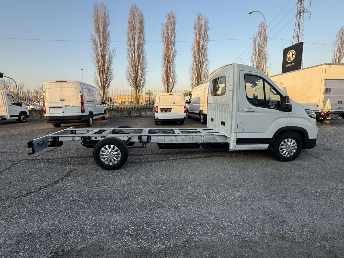 Maxus eDeliver9 Telaio nuova a Monza e Brianza (5)