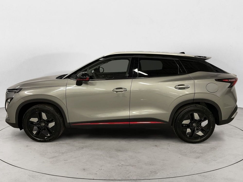 Omoda Omoda 5 nuova a Milano (3)