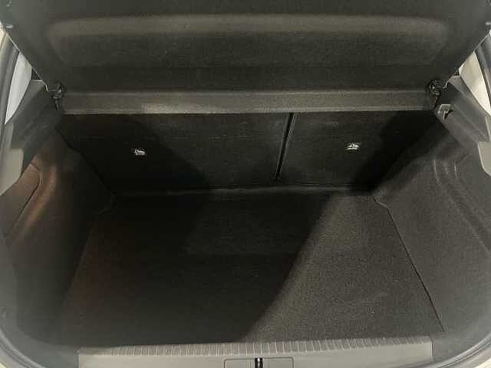 Opel Corsa usata a Napoli (20)