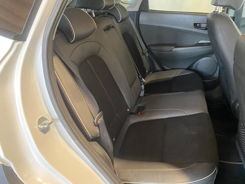 Hyundai Kona usata a Milano (16)