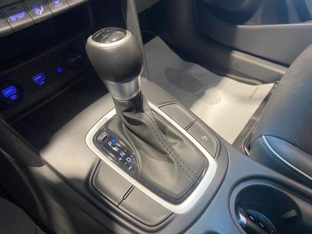Hyundai Kona usata a Milano (18)