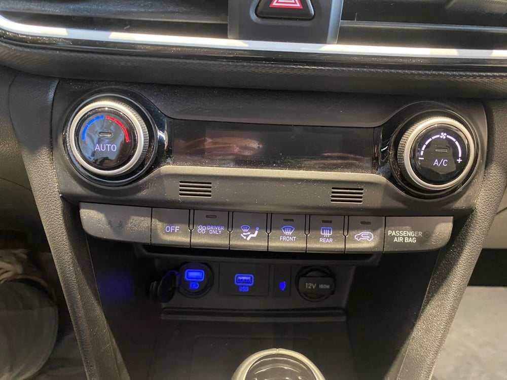 Hyundai Kona usata a Milano (19)