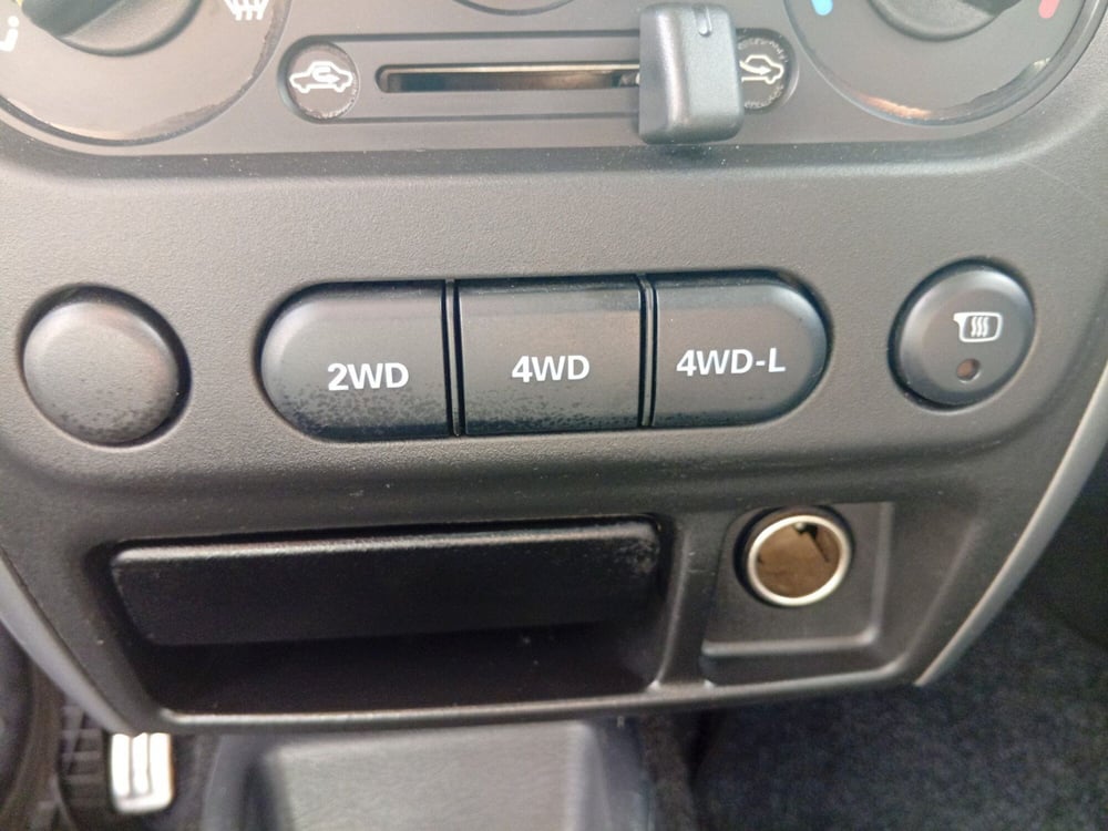 Suzuki Jimny usata a Brescia (16)