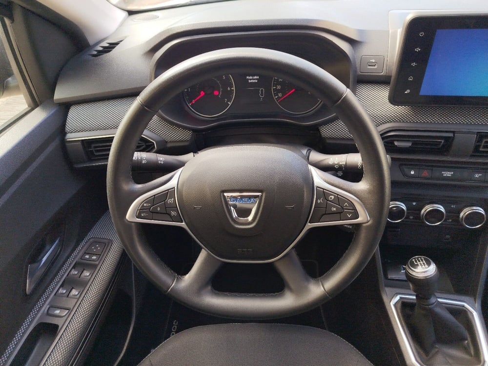Dacia Jogger usata a Verona (7)