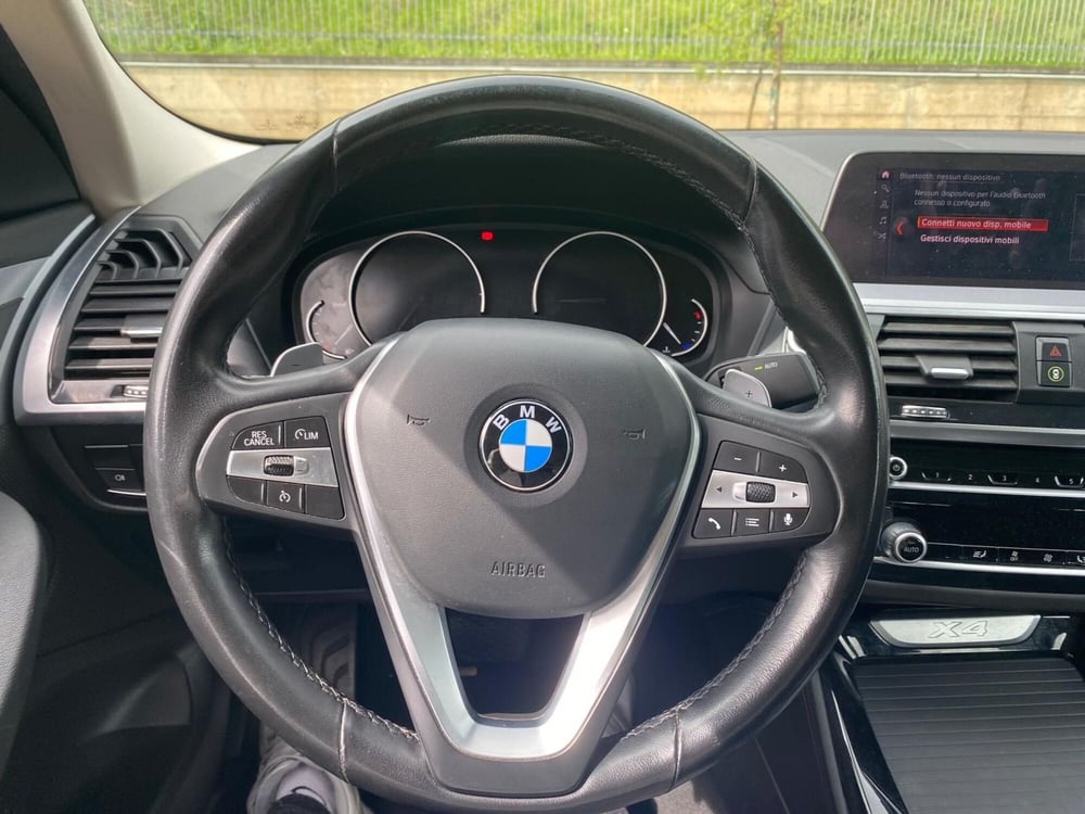 BMW X4 usata a Salerno (16)