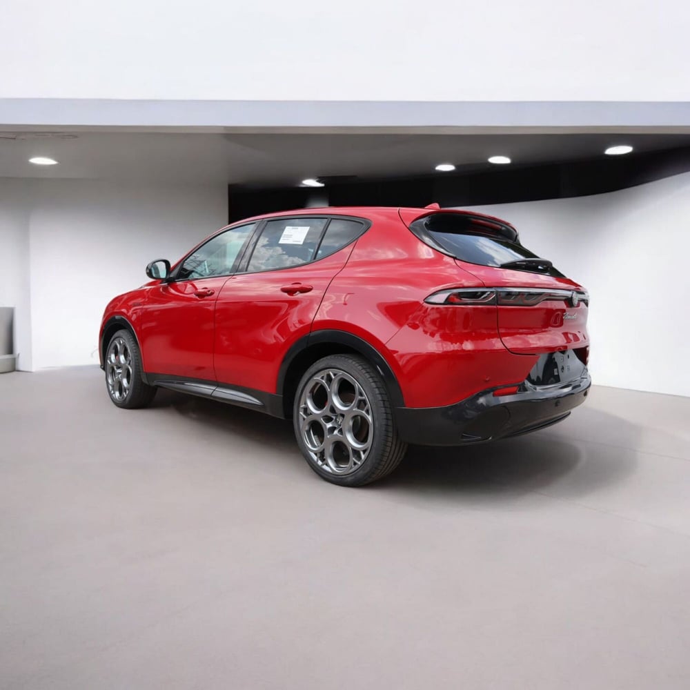 Alfa Romeo Tonale nuova a Salerno (4)
