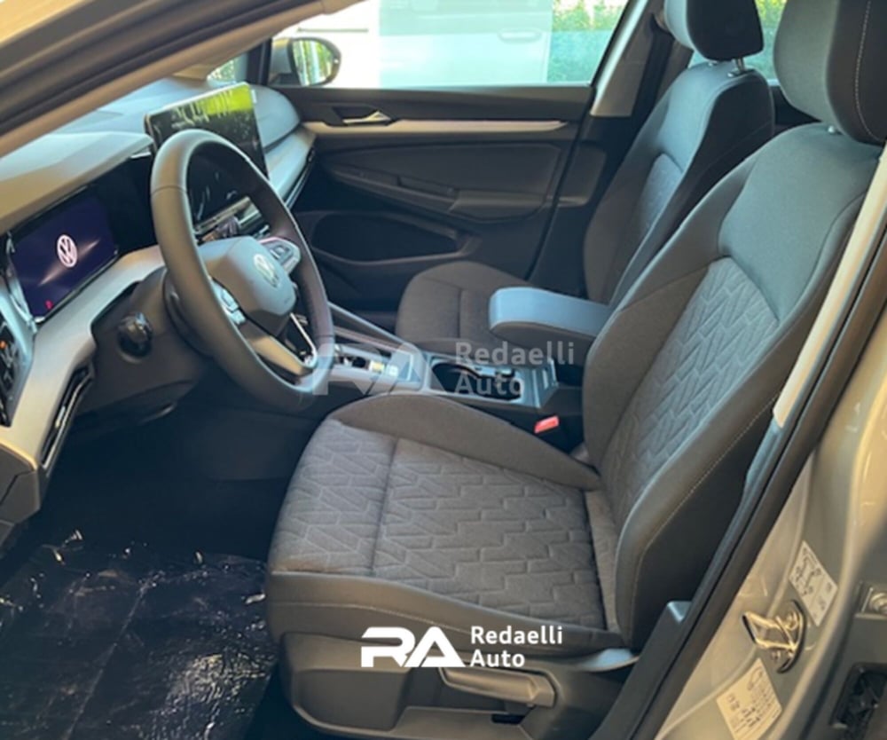 Volkswagen Golf nuova a Lecco (7)
