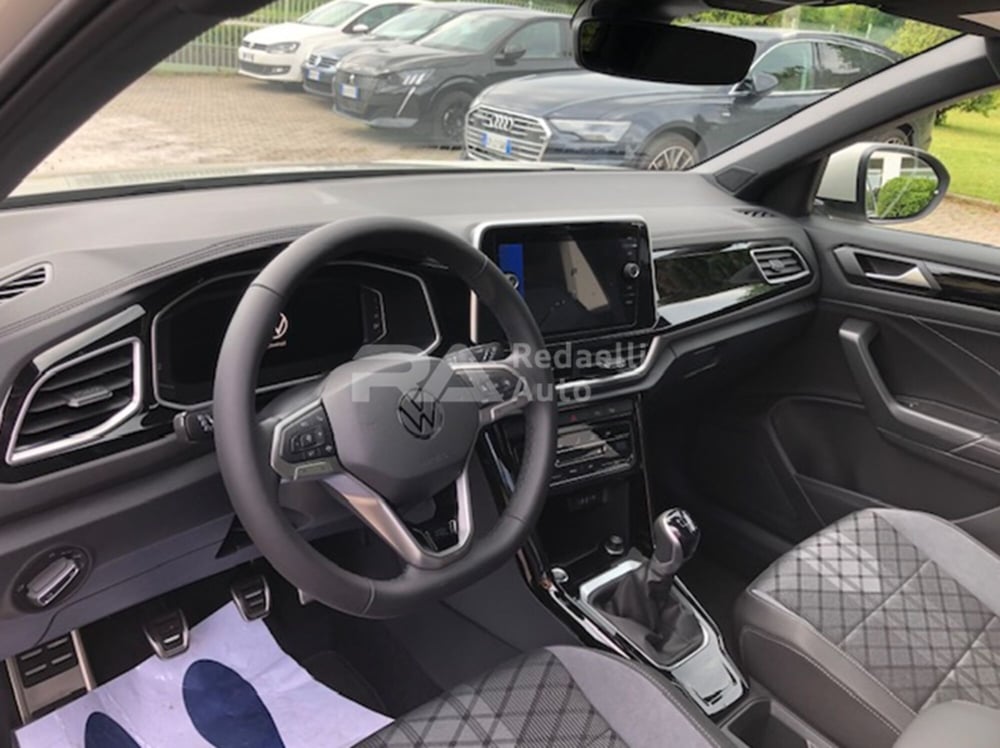 Volkswagen T-Roc nuova a Lecco (8)