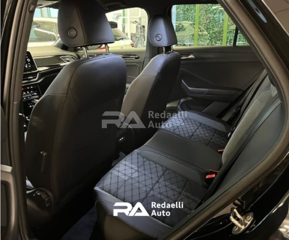 Volkswagen T-Roc nuova a Lecco (9)