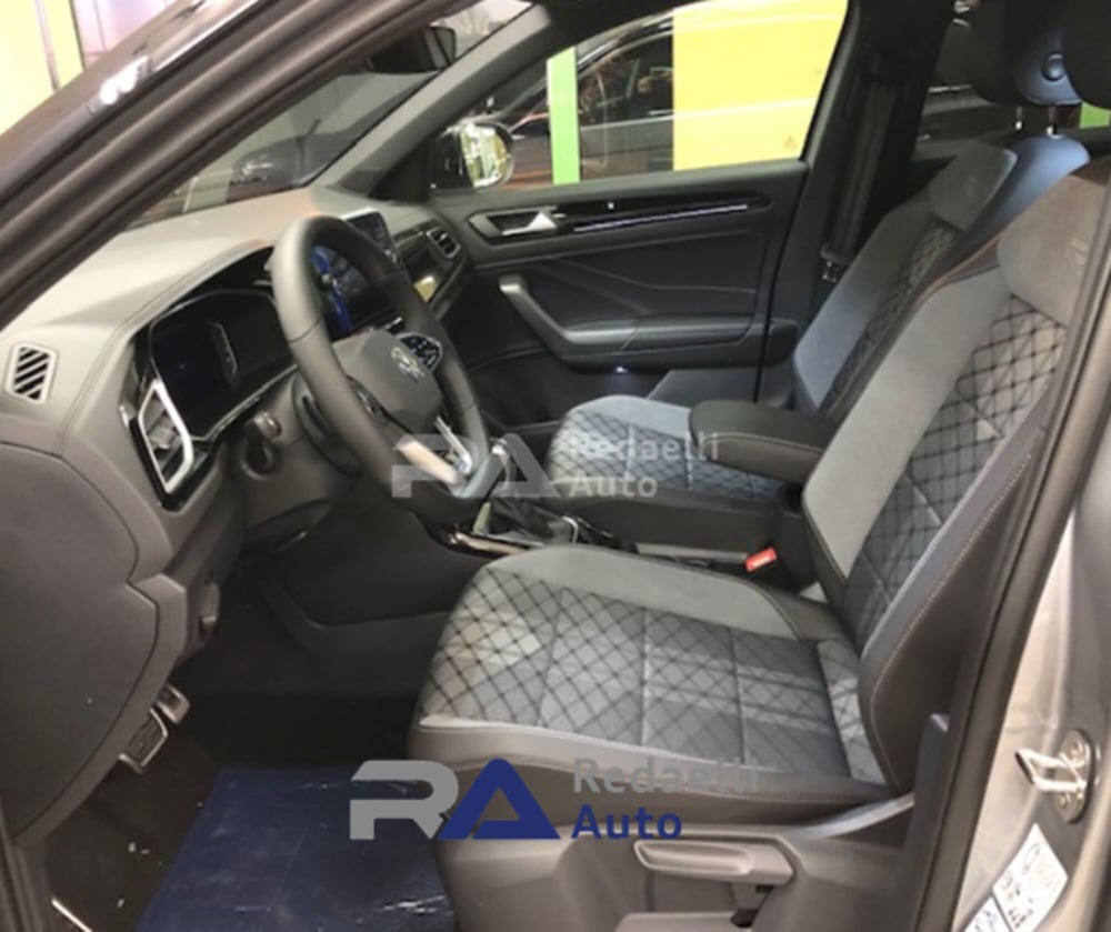 Volkswagen T-Roc nuova a Lecco (6)