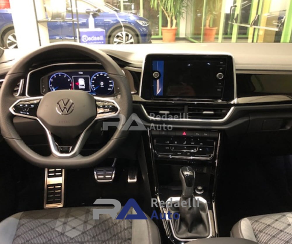 Volkswagen T-Roc nuova a Lecco (8)