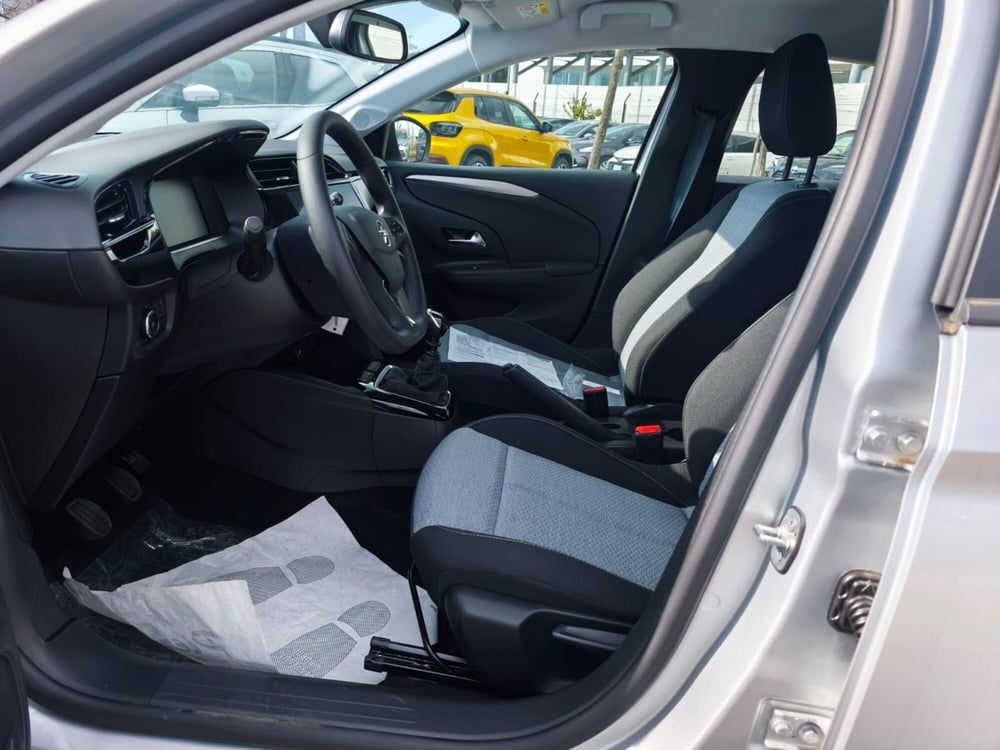 Opel Corsa nuova a Frosinone (18)