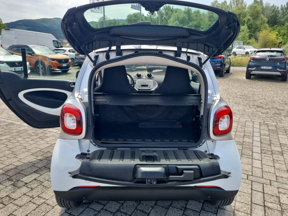 smart Fortwo usata a Lucca (13)