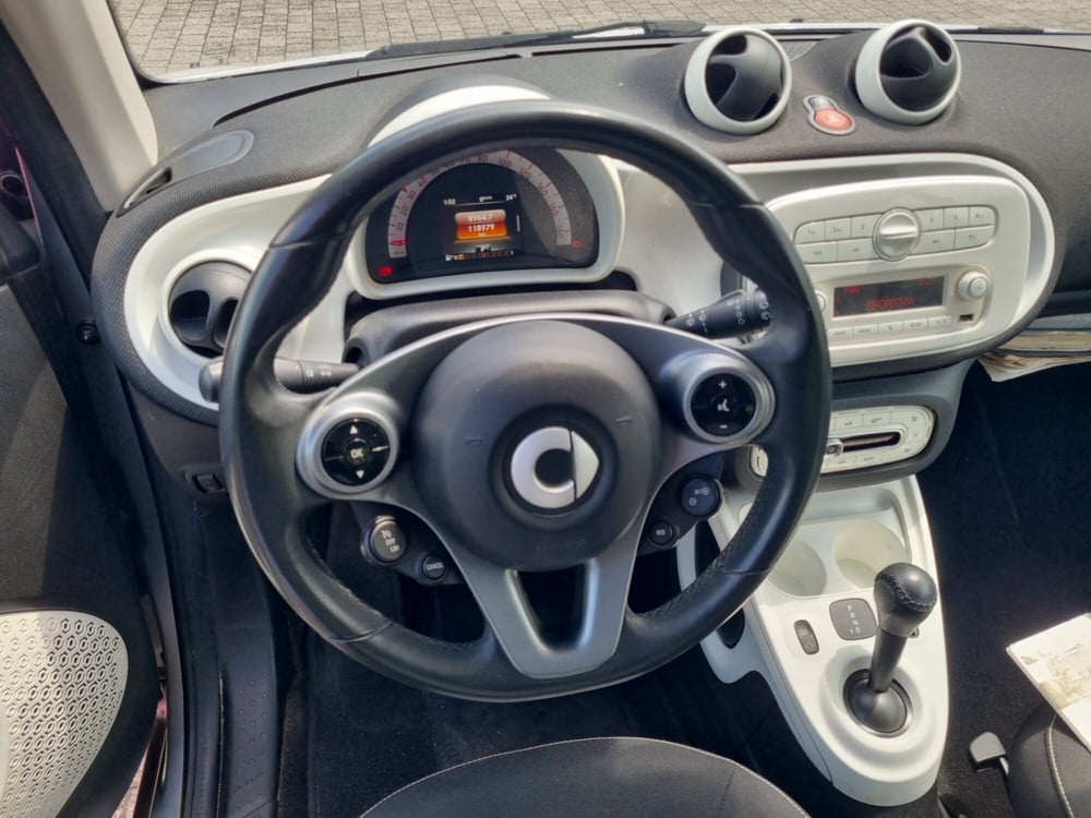 smart Fortwo usata a Lucca (8)