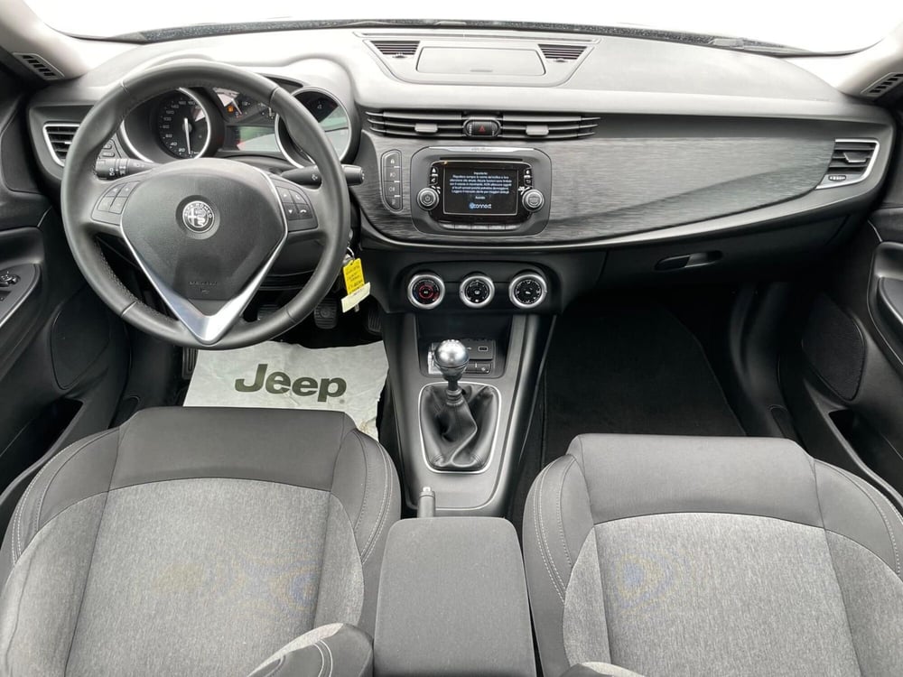 Alfa Romeo Giulietta usata a Ancona (12)