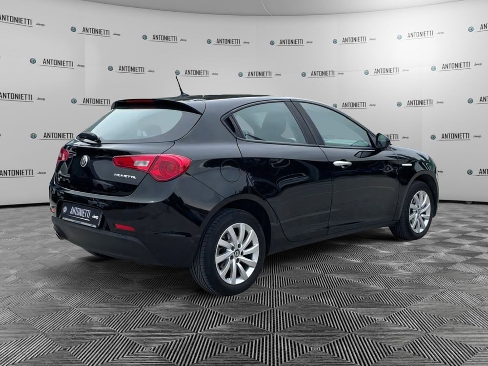 Alfa Romeo Giulietta usata a Ancona (5)