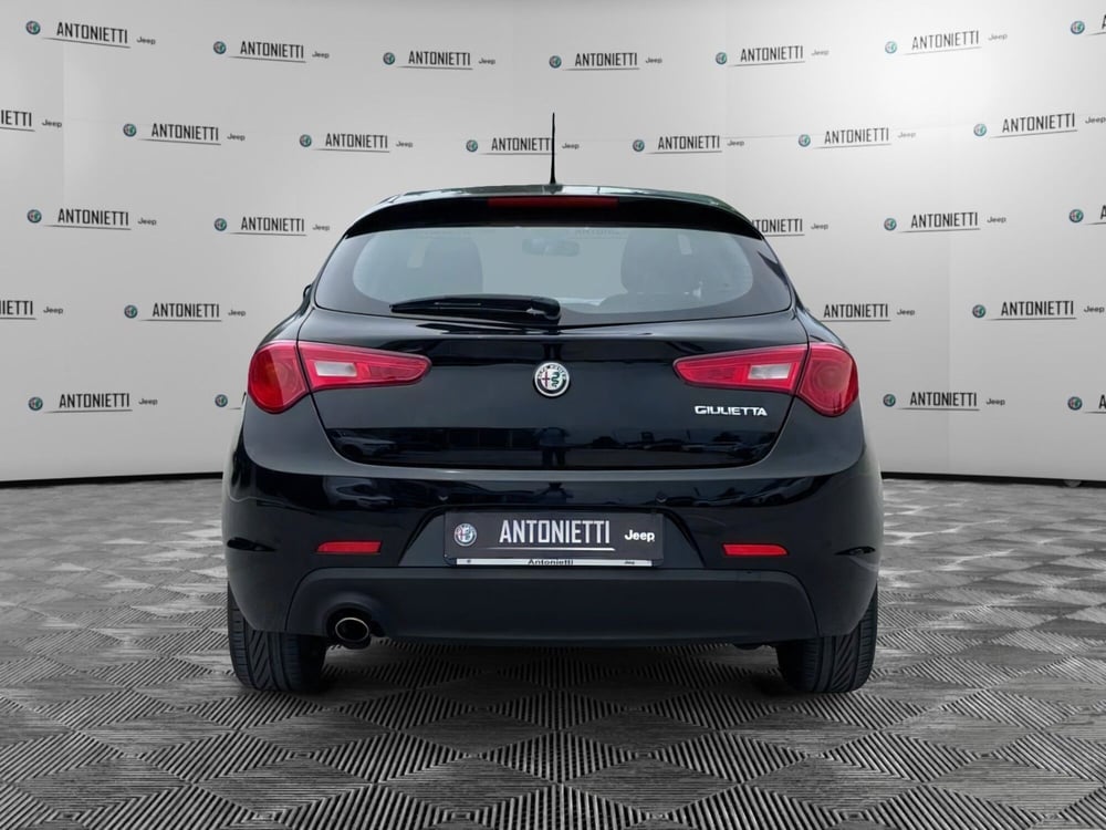 Alfa Romeo Giulietta usata a Ancona (6)
