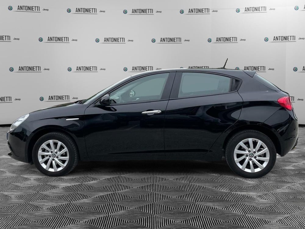 Alfa Romeo Giulietta usata a Ancona (8)