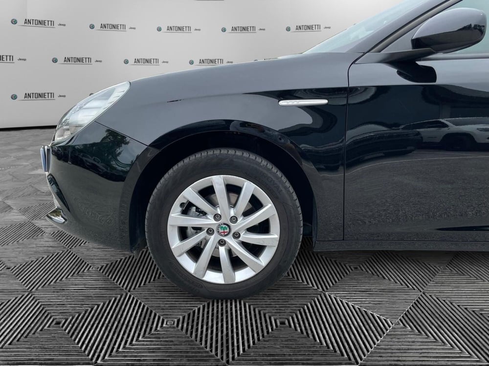 Alfa Romeo Giulietta usata a Ancona (9)