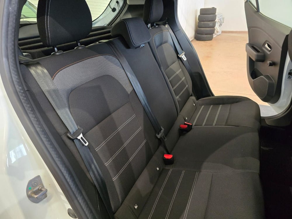 Dacia Sandero usata a Rimini (12)