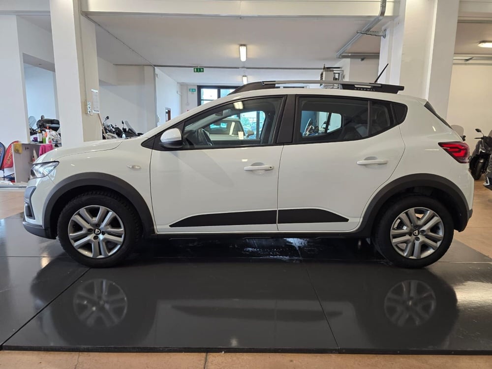 Dacia Sandero usata a Rimini (6)