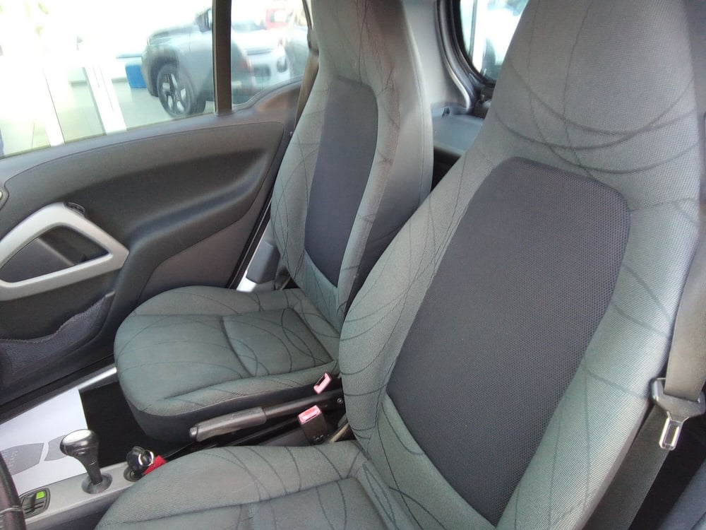 smart Fortwo usata a Rimini (11)