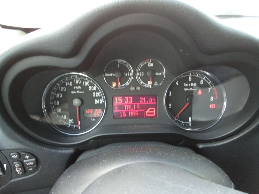 Alfa Romeo 147 usata a Rimini (13)