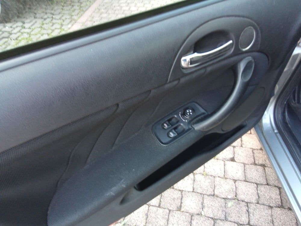 Alfa Romeo 147 usata a Rimini (14)