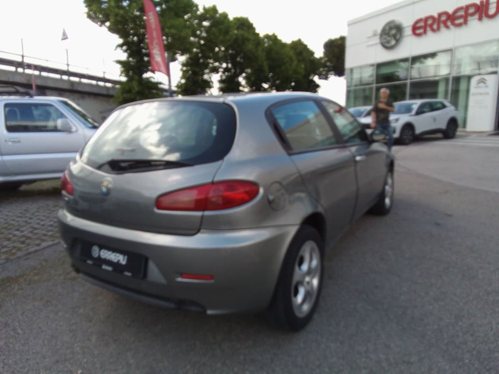 Alfa Romeo 147 usata a Rimini (5)