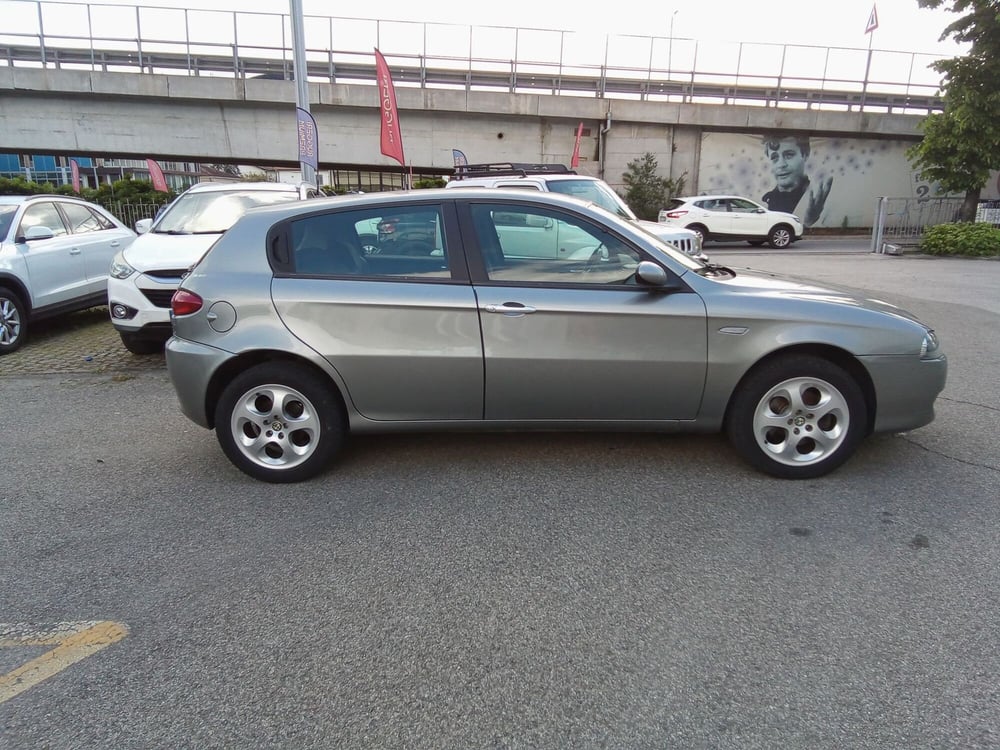 Alfa Romeo 147 usata a Rimini (7)