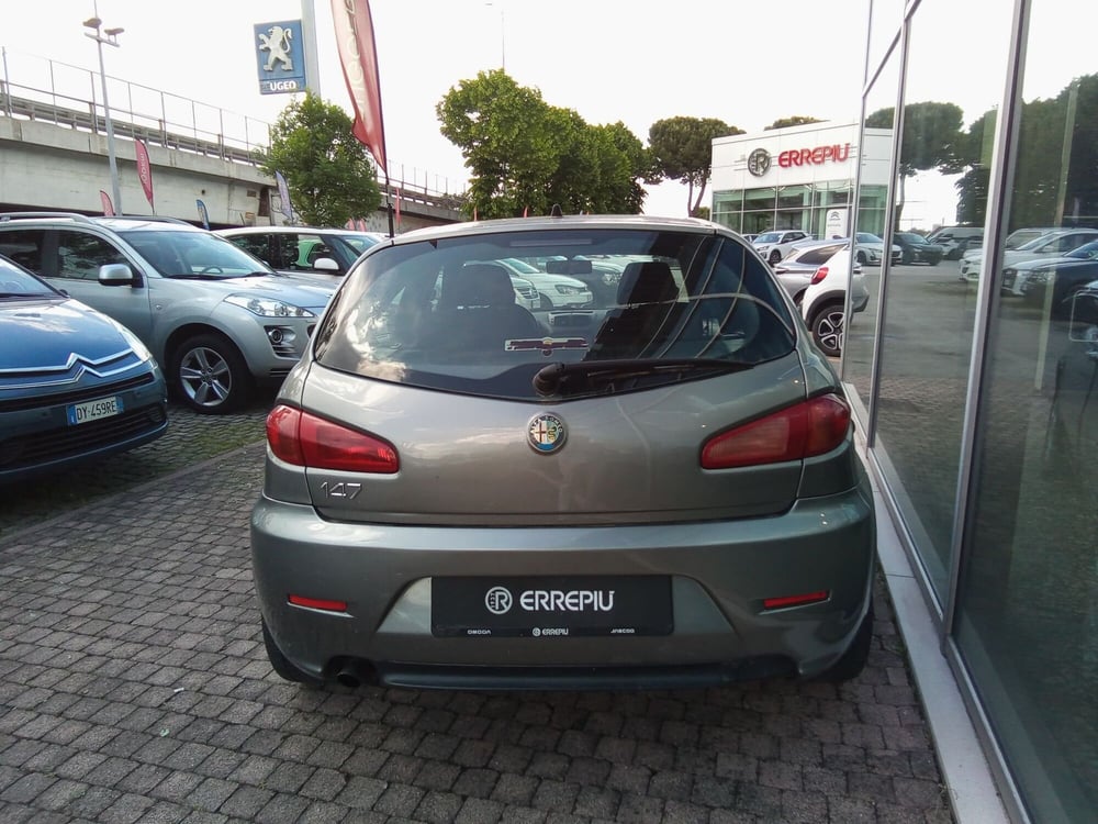 Alfa Romeo 147 usata a Rimini (9)