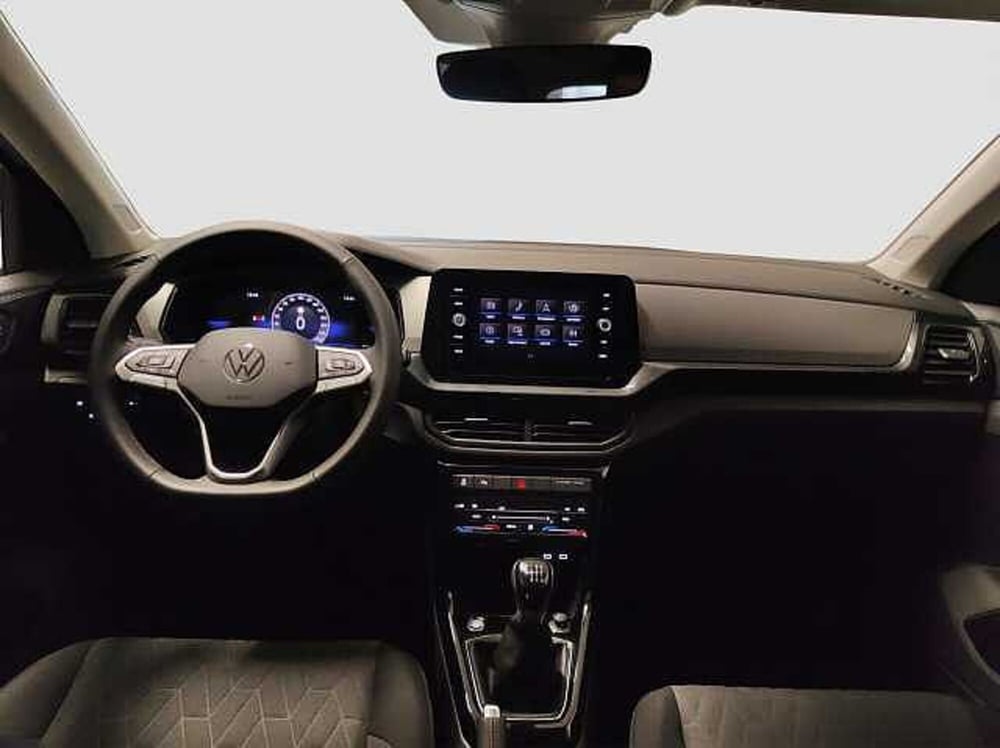 Volkswagen T-Cross nuova a Como (10)