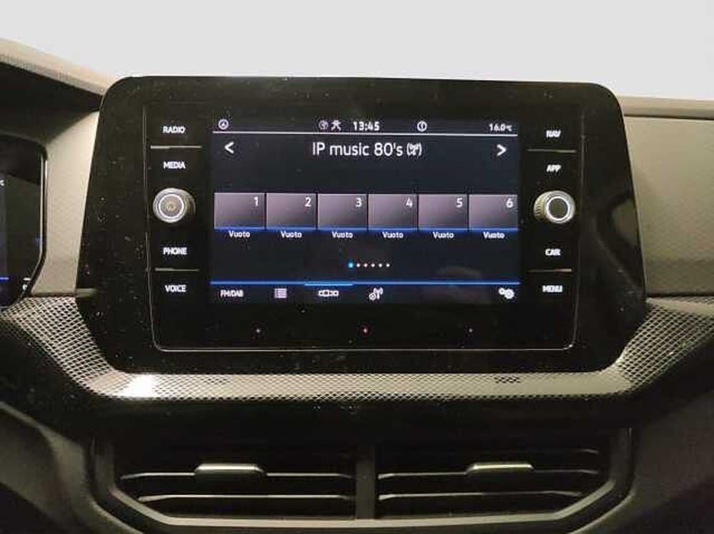 Volkswagen T-Cross nuova a Como (12)