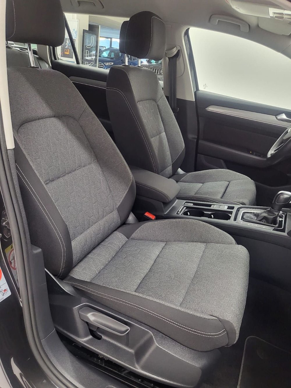 Volkswagen Passat Variant usata a Catanzaro (11)
