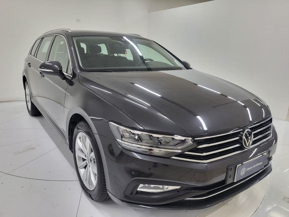 Volkswagen Passat Variant usata a Catanzaro (4)