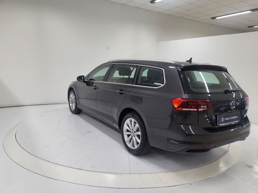 Volkswagen Passat Variant usata a Catanzaro (5)
