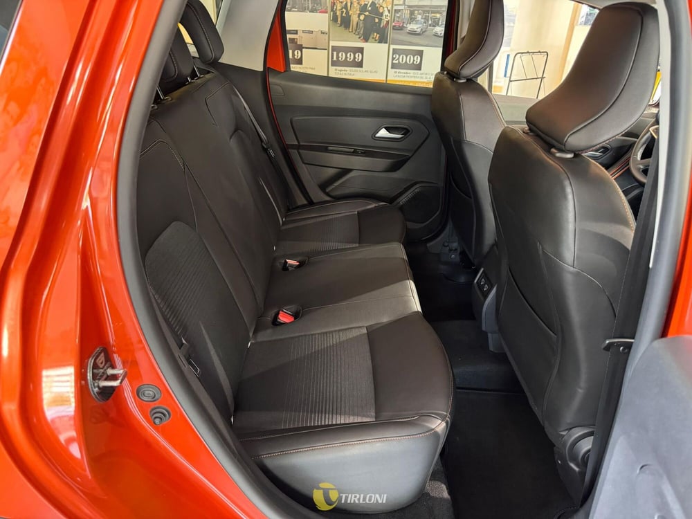 Dacia Duster usata a Milano (17)