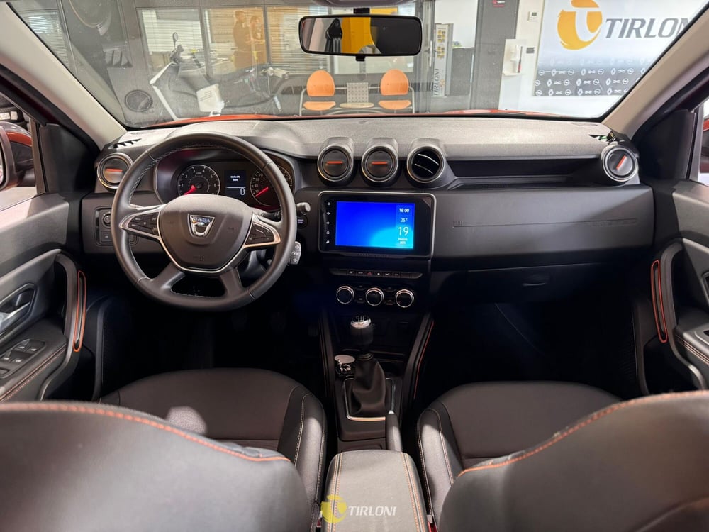Dacia Duster usata a Milano (19)