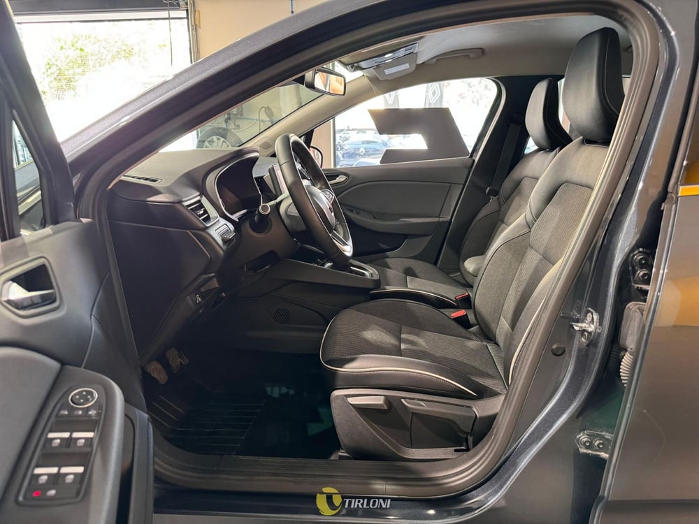 Renault Clio usata a Milano (15)