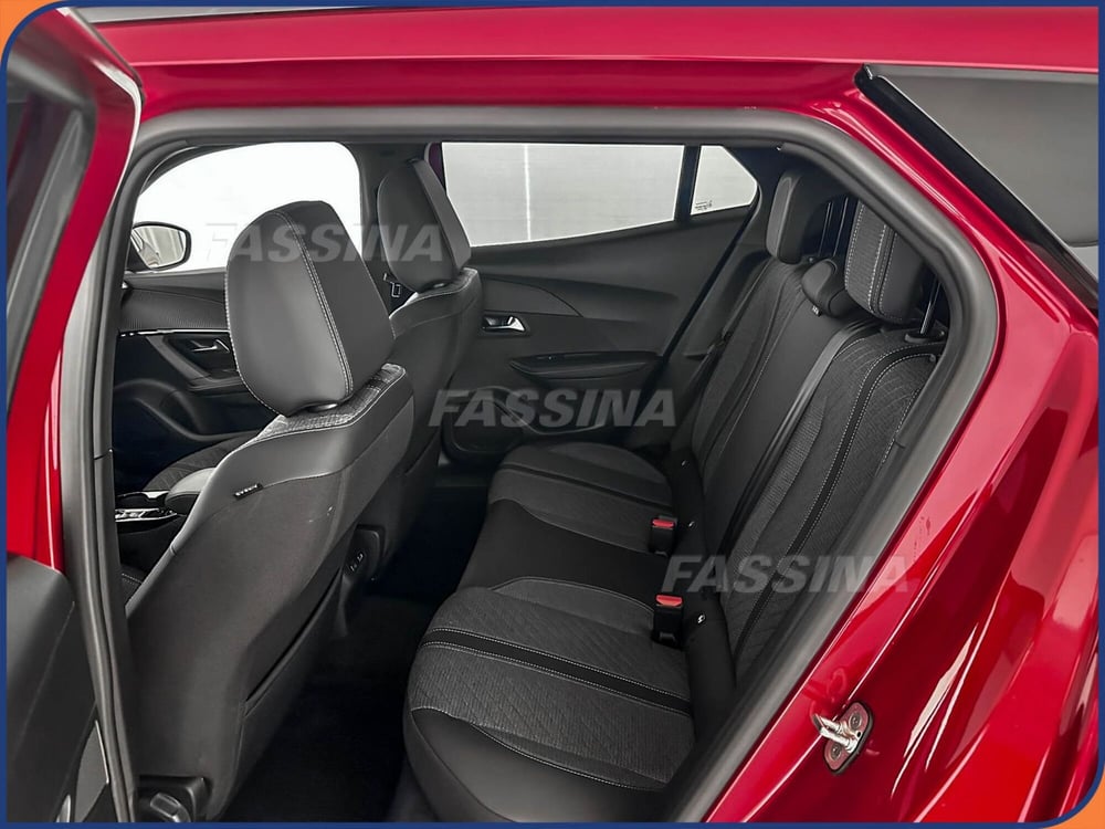 Peugeot 2008 usata a Milano (11)