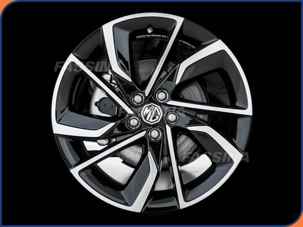 Mg ZS nuova a Milano (7)