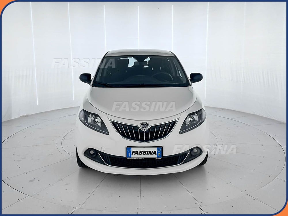 Lancia Ypsilon usata a Milano (2)